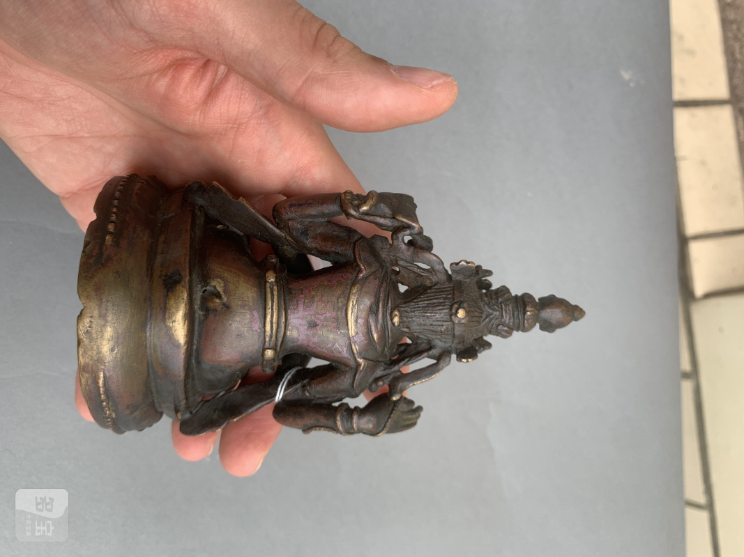 A BRONZE FIGURE OF SADAKSHARILOKESHVARA - 图8